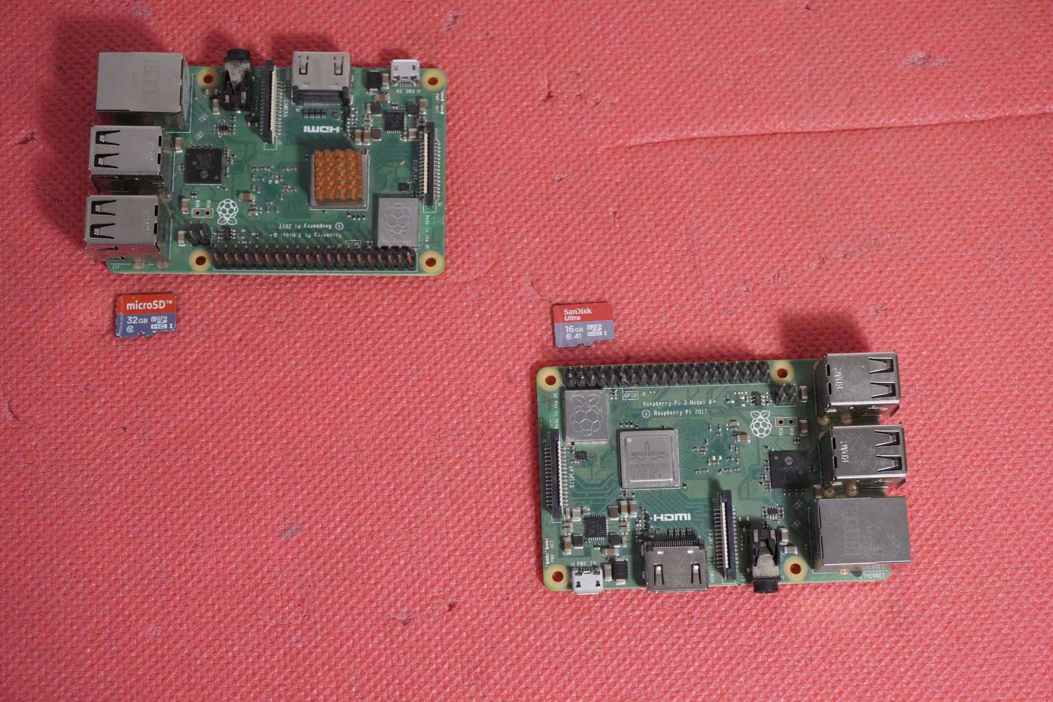 Rasberry Pi 3 B+ x86 Compute board - 4c ARM Cpu, 1GB RAM, 32GB storage
