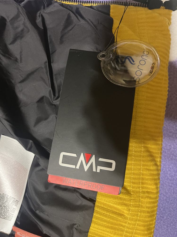 Дамско пухено яке, CMP, XS размер