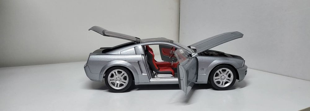 Machetă Ford Mustang Gt 1/18 The Beanstalk