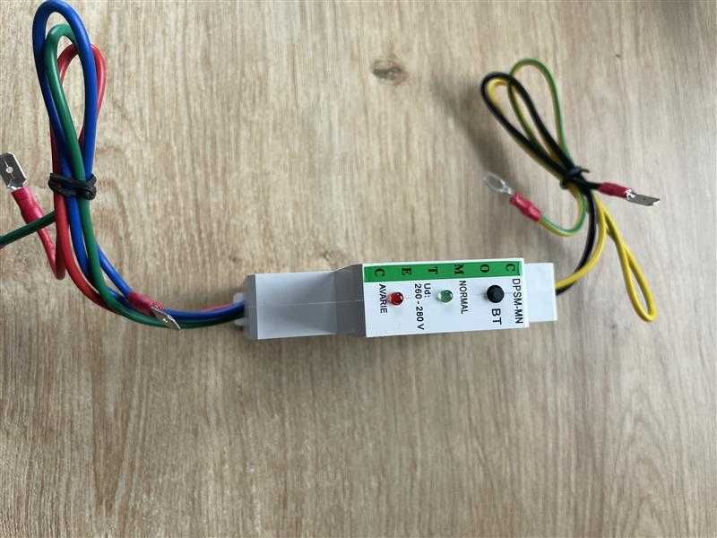 Dispozitivul monofazat de protectie la supratensiune  COMTEC DPSM-MN