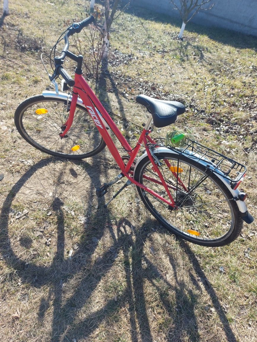 Vând bicicletă damă originală shimano