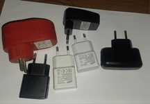 6 incarcatoare cu usb dintre care 3 samsung si unul sony