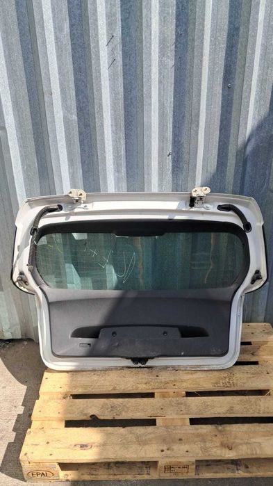 broasca haion BMW Seria 1 E87 an 2011
