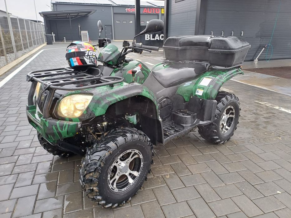 Atv.  cf..moto .