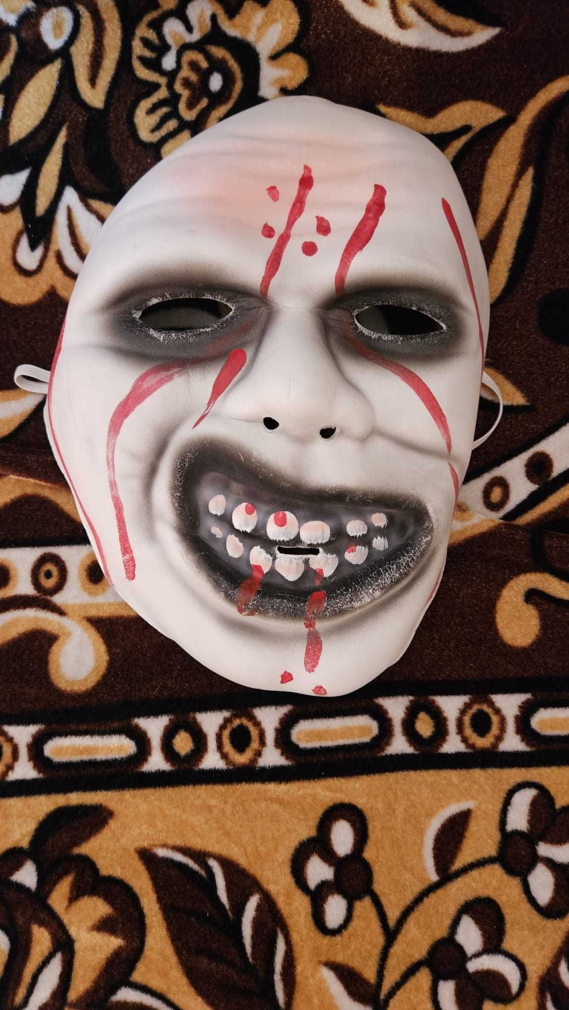 costum Halloween
