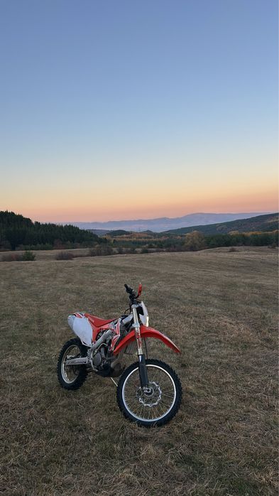 Honda CRF 250 – 2013 г. | Отлично състояние РЕГИСТРИРАН
