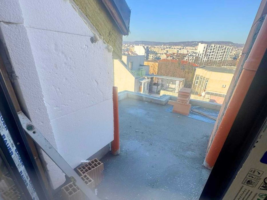 Продава се Тристаен апартамент в Варна, Център - 154 кв.м за 942 €/кв.м - Снимка #7