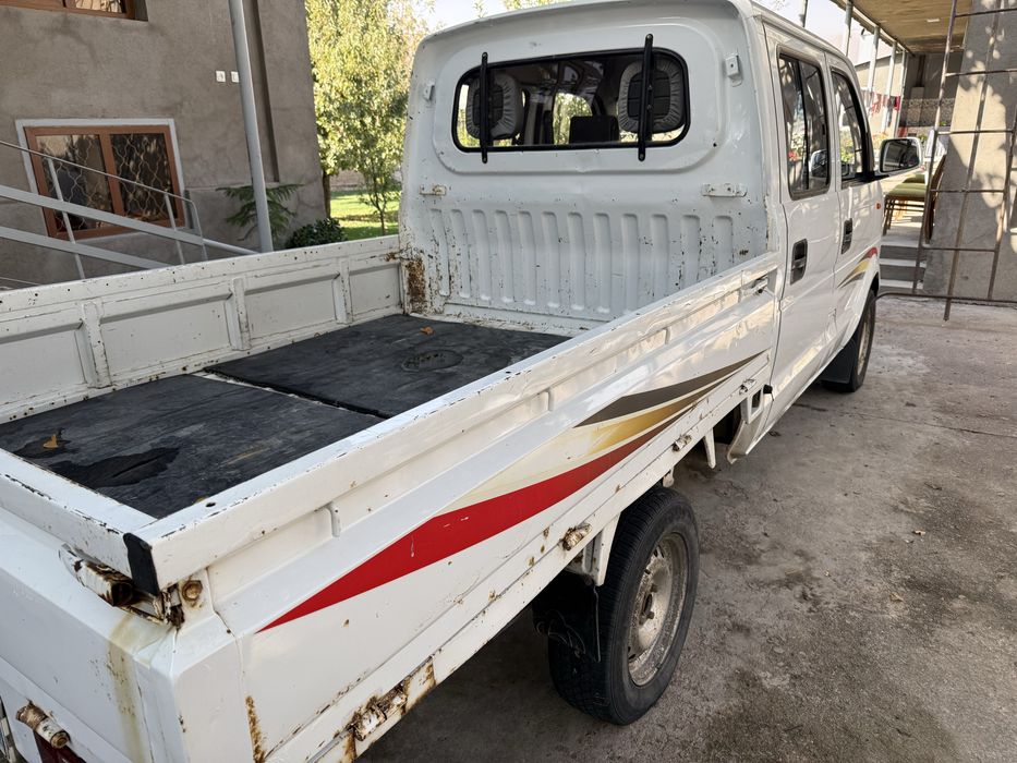 DONGFENG грузовой автомобиль