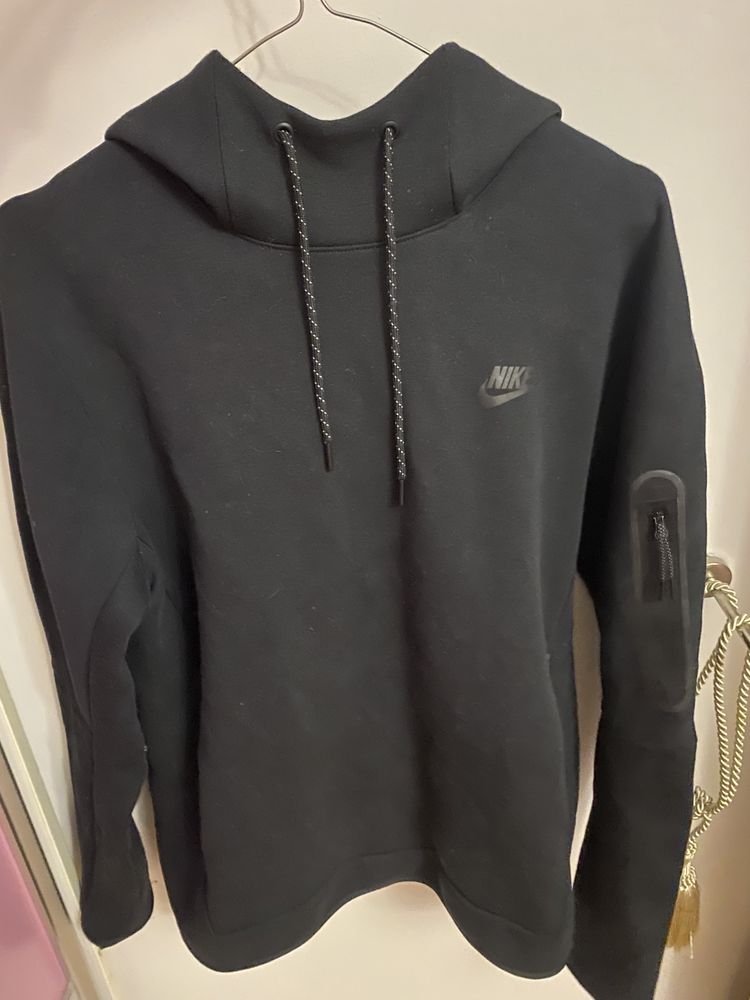 Nike tech fleece