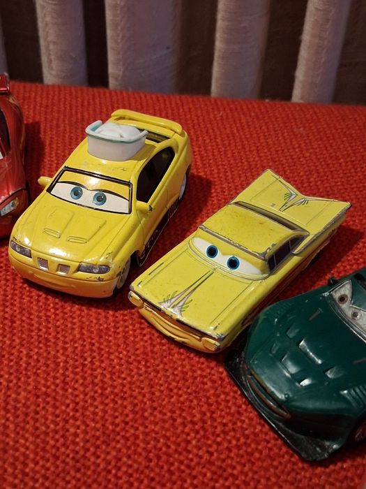 Vand Mașinuțe Cars