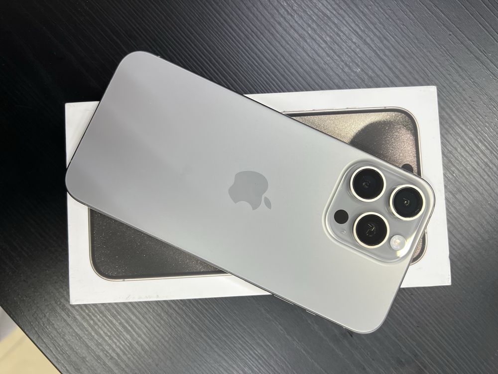 iPhone 15 Pro Max 1 терабайт ТИТАН