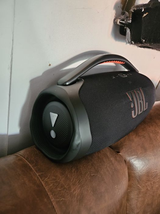 JBL boom box 3/SCHIMB
