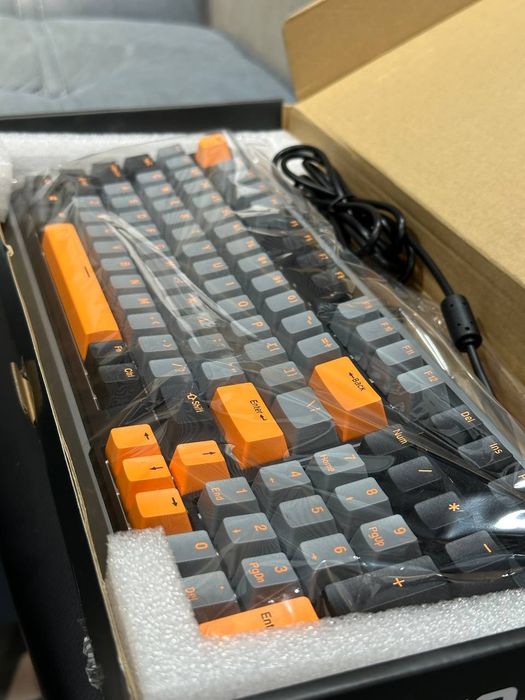 Клавиатура V750 series Black Grey Orange