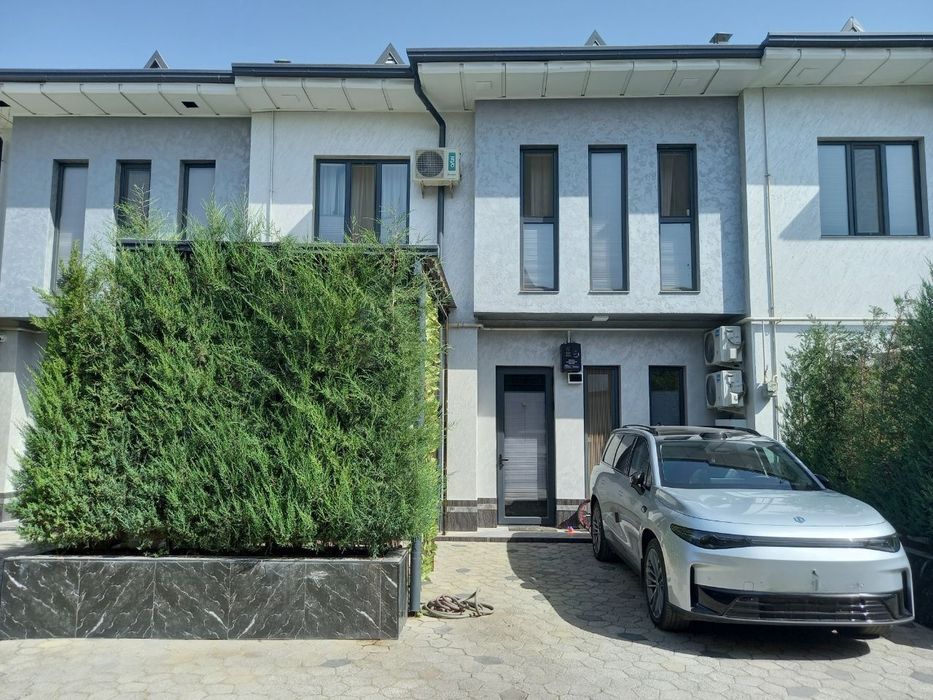 Продаётся Евро Коттедж, Авайхон, Мустанг заправка