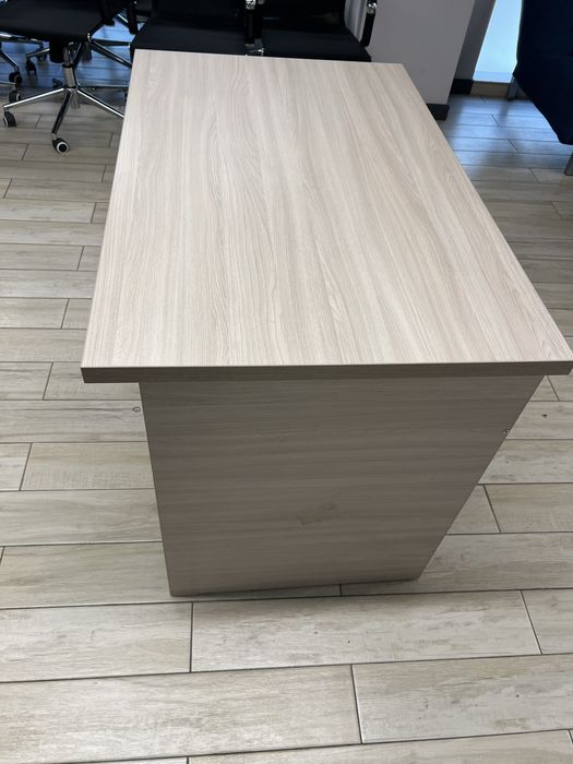 Продаются парта отличном состоянии