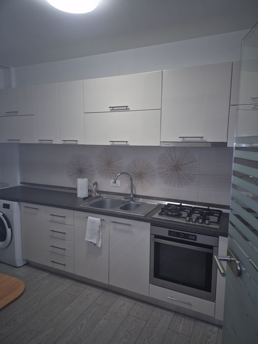 2 camere de inchiriat