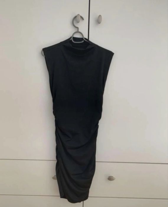 Rochie mulată neagră