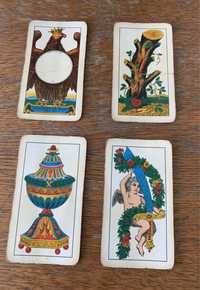 Vând Cărți de Tarot/set 40 buc