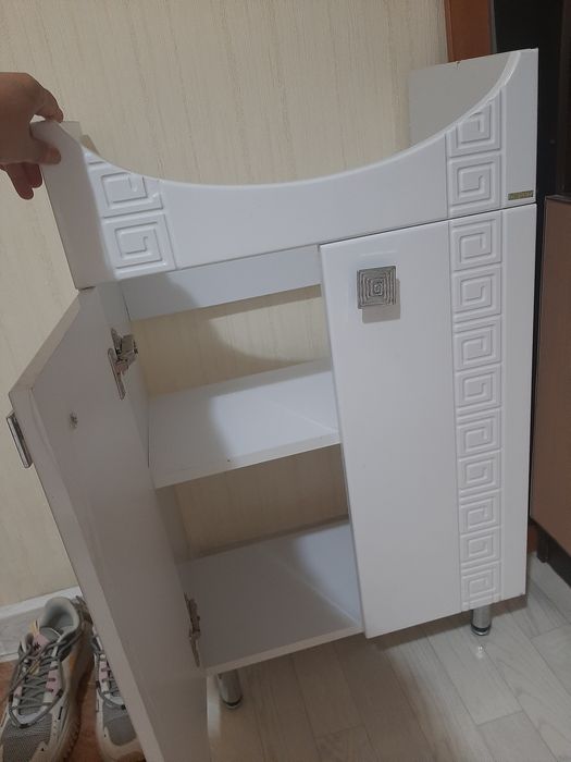 Продам тумбу под раковину