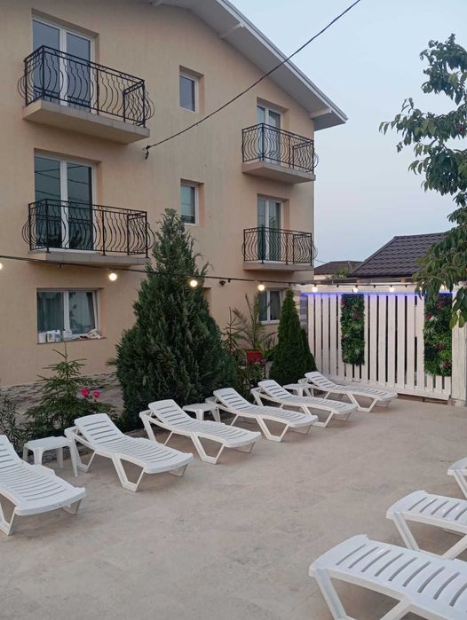 Cazare cu piscina. Se inchiriaza piscina pentru petreceri