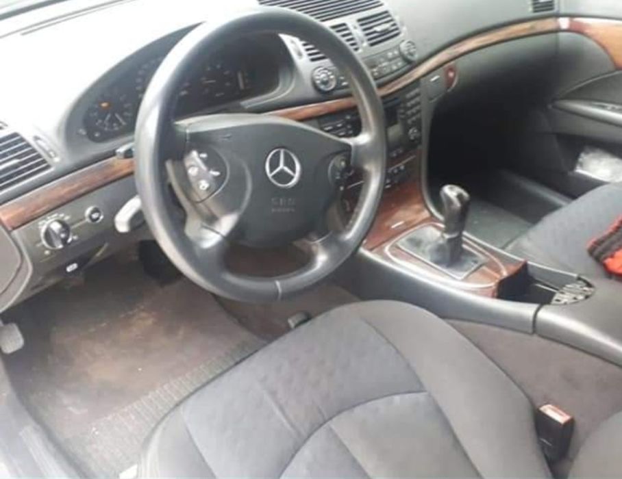 De vanzare Mercedes E220