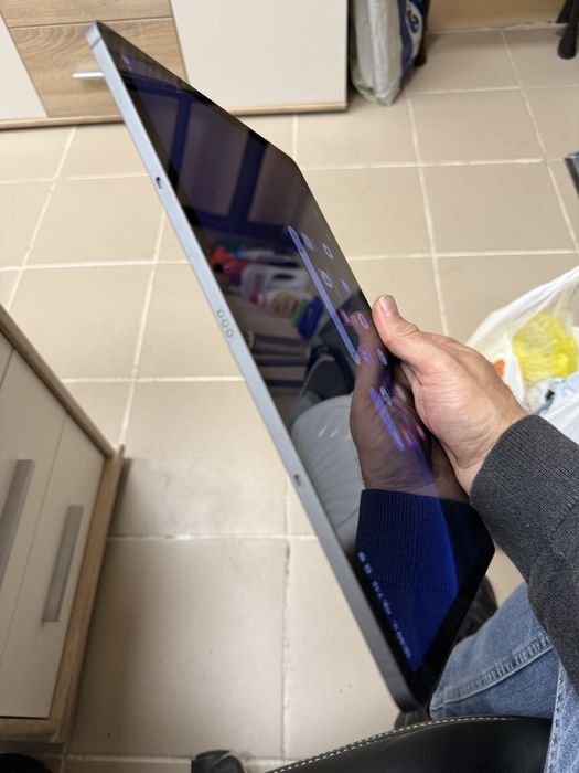 Таблет Samung Galaxy Tab S9 FE Plus + 8/128gb отличен