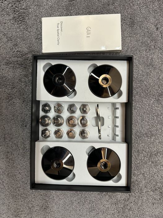 Продавам Isoacoustics GAIA I (4бр.) до 105кг, аудиофилски крака
