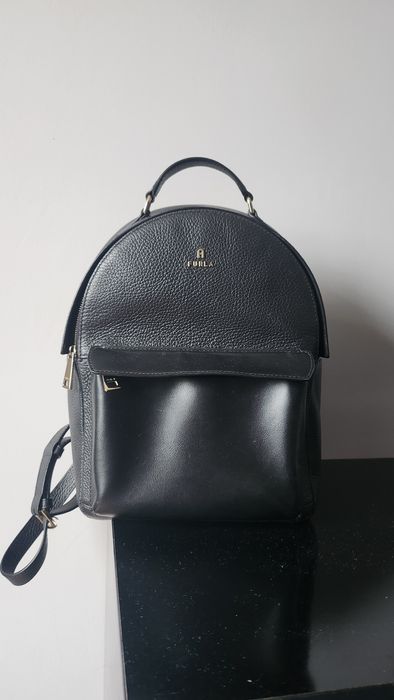 Раница Furla, черна естествена кожа