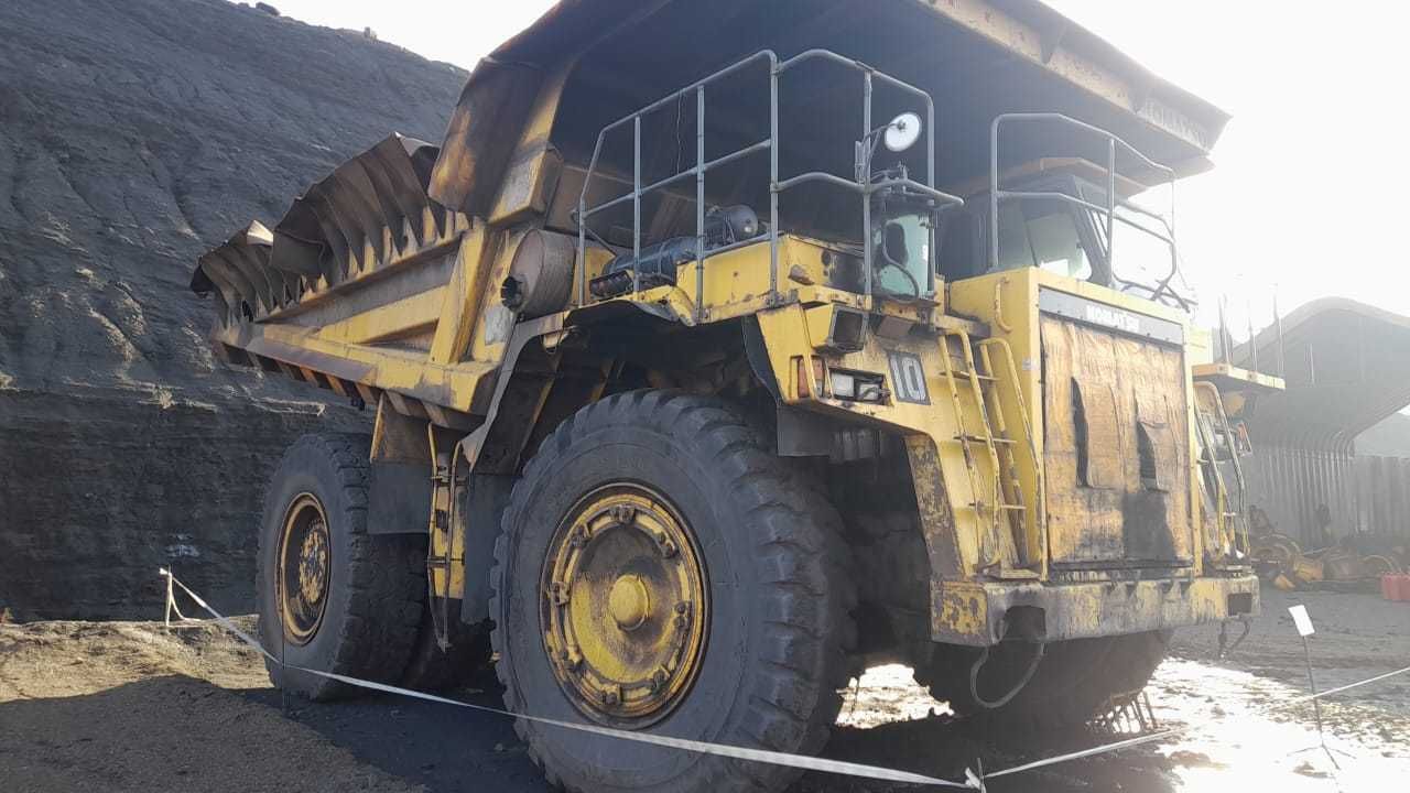 Автосамосвал Komatsu HD-785