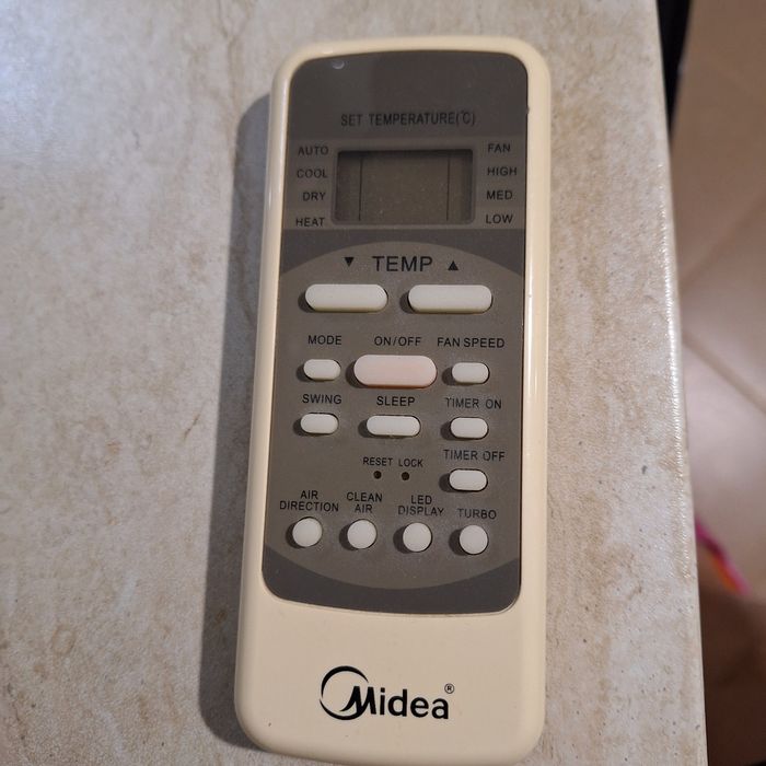 Употребяван климатик Midea, 12ка