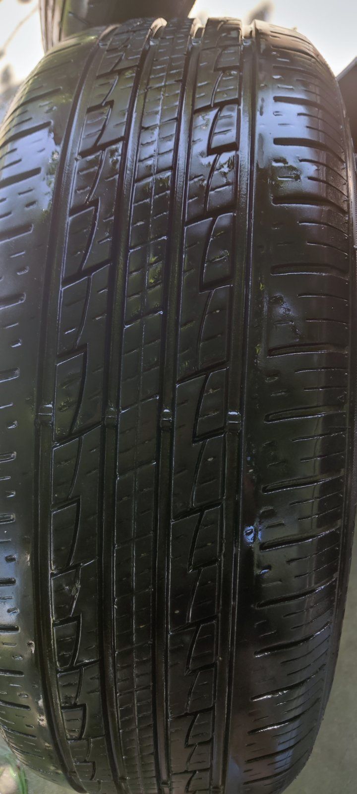 Втора  употреба летни гуми 225/60R17
4 бр. :