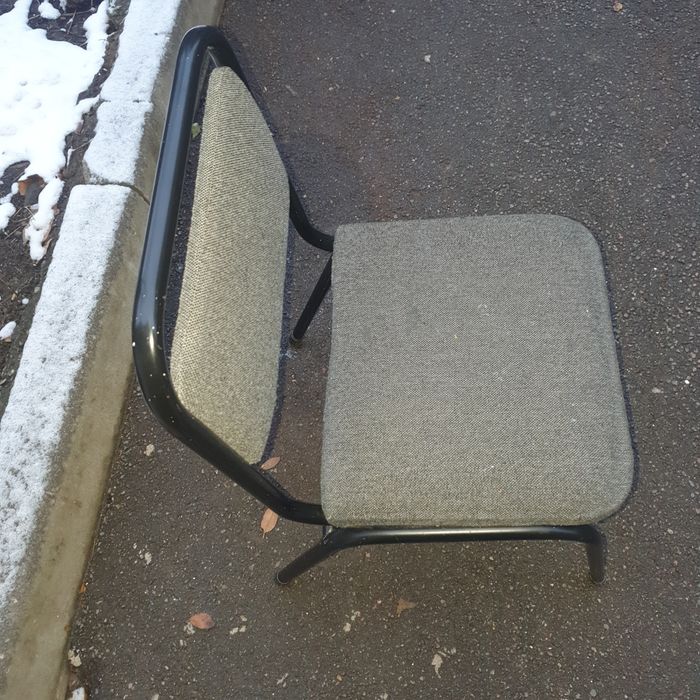 Продам стулья бу