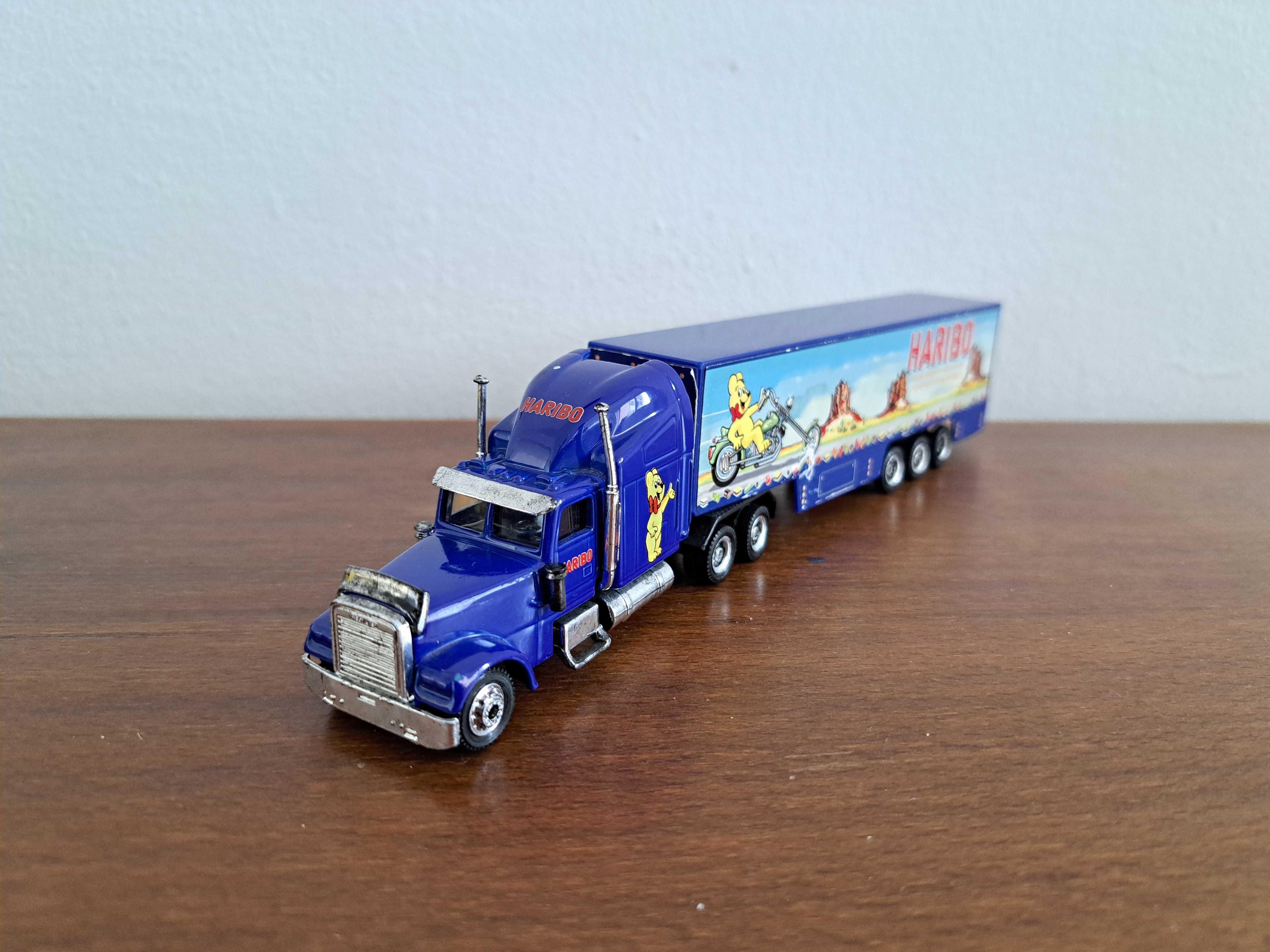Camioane scara 1:87 Mack, Ford, Freightliner
