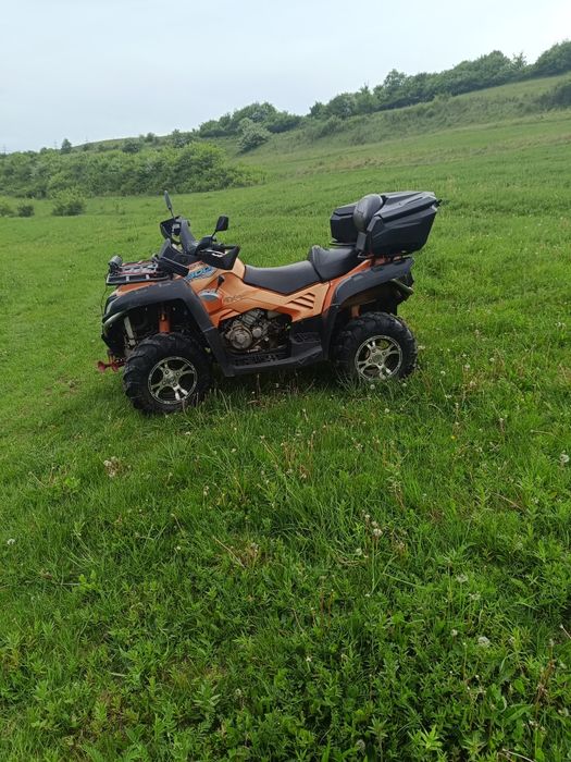 Vand Cf moto 800