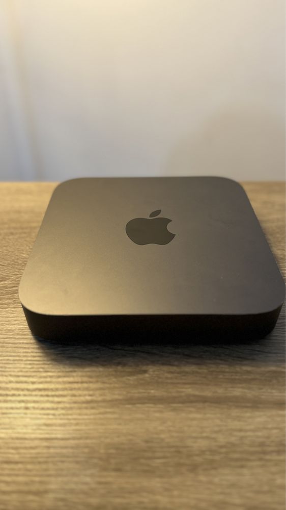 Mac mini 2018 3ghz i5 16 gbRAM