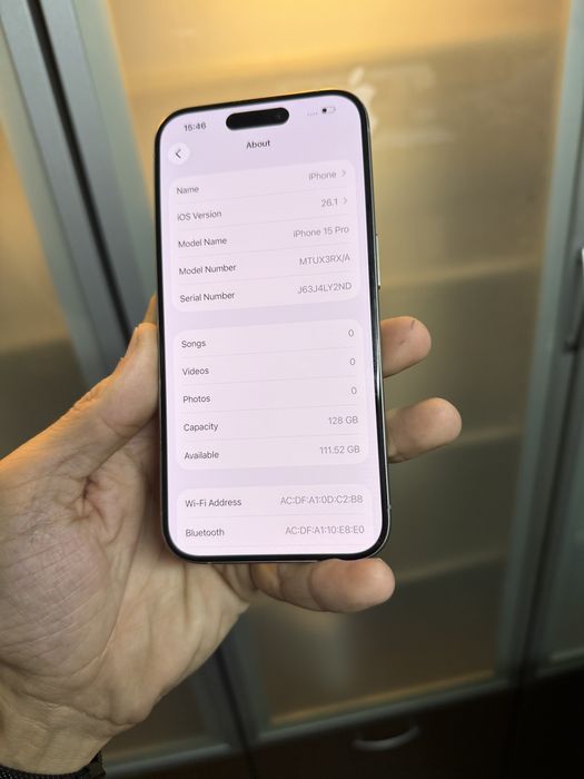 Vand Iphone 15 Pro 128Gb