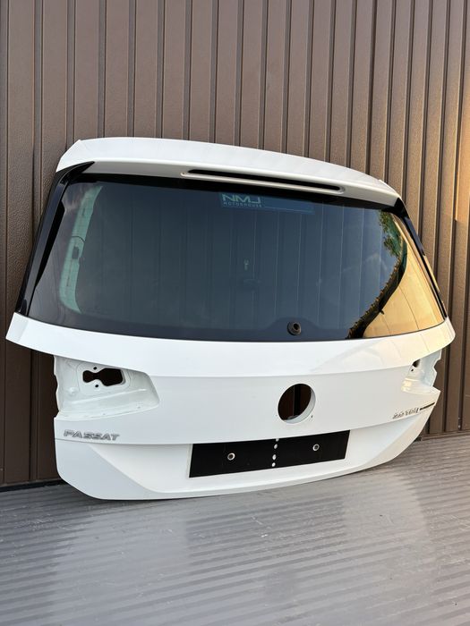 Haion vw Passat B8 cod de culoare LC9A 2015-2020