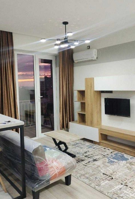 Yunsobod 2 kv xon saroy ayvon novostroyka 1/8/9/36 kv+9 kv balkon