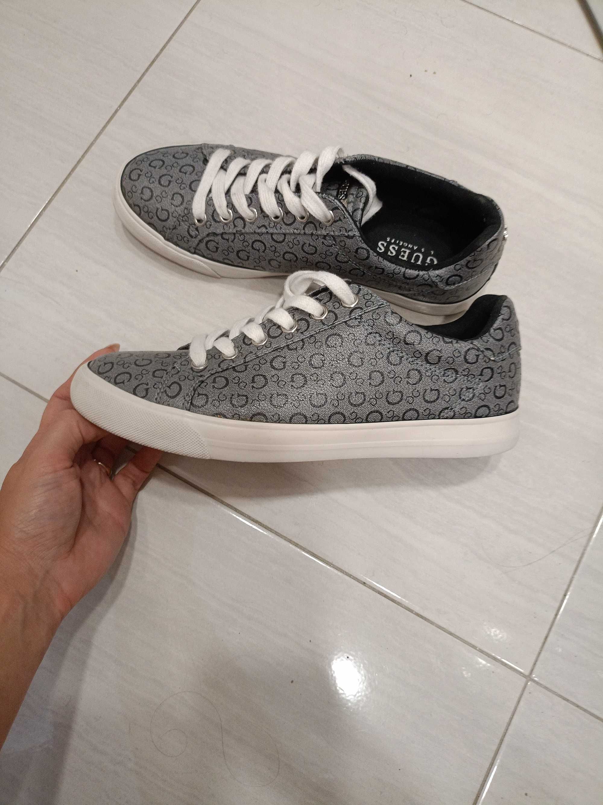 Кецове Guess 39н