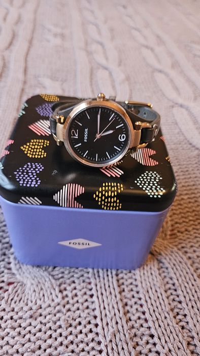 Часовник Fossil ES2830