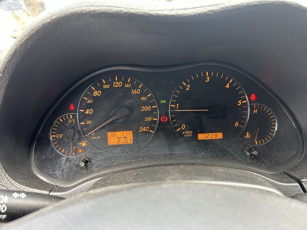 Тойота авенсис 2,2д 150кс на части/Toyota Avensis 2,2d 150ks na chasti