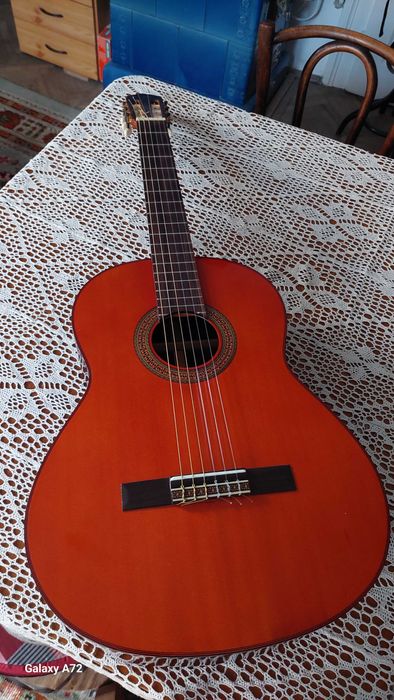 Chitară clasică Yamaha G-180A