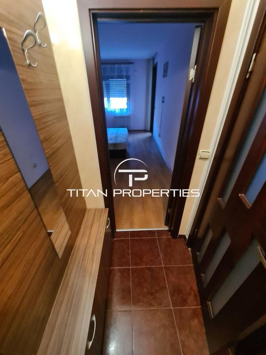 Дава се под наем Двустаен апартамент в Бургас, Център - 73 кв.м за 459 € - Снимка #3