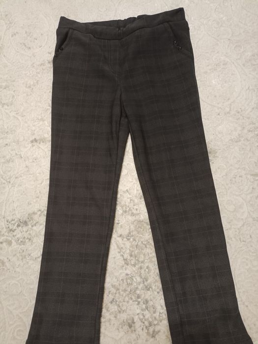 Отдам одежду  женскую