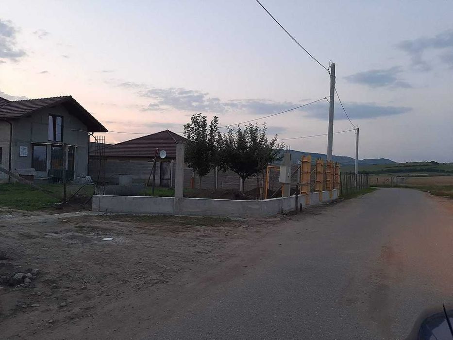 Garduri si porti din panou stil jaluzea de diferite modele la comanda