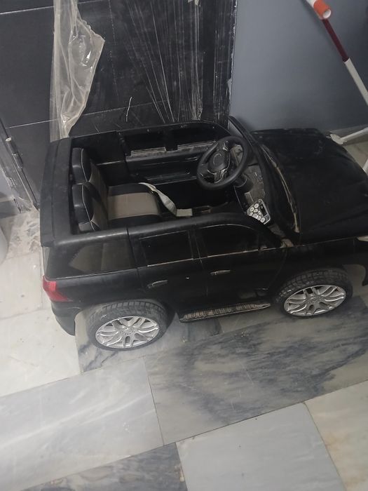 Ballarga Lexus Mashinasi Satiladi baxasi 1.2mil kelsimdi