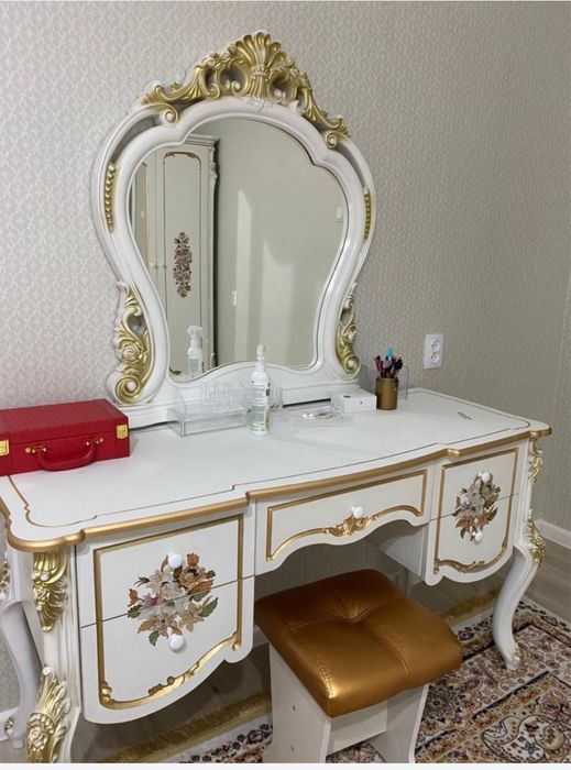 Шкаф столик тумба