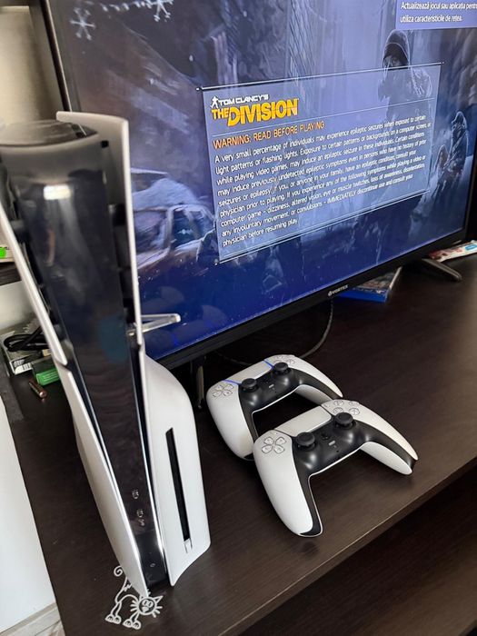 PS5, 2 controlere, 1TB digital si disc