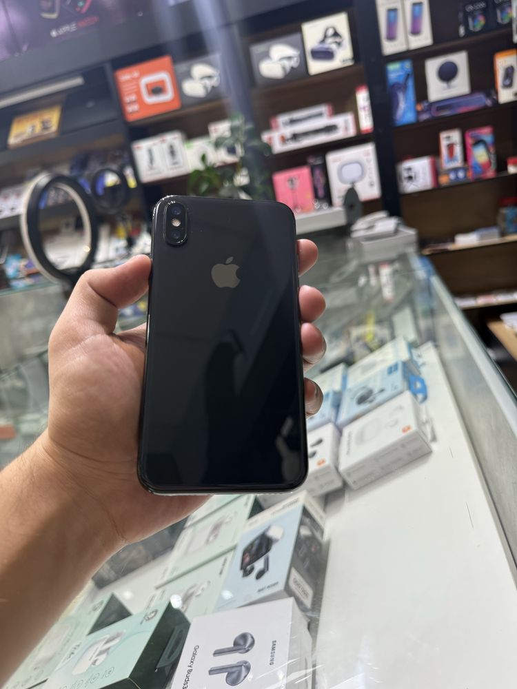 Perfectum Iphone X 64 LLA идеал