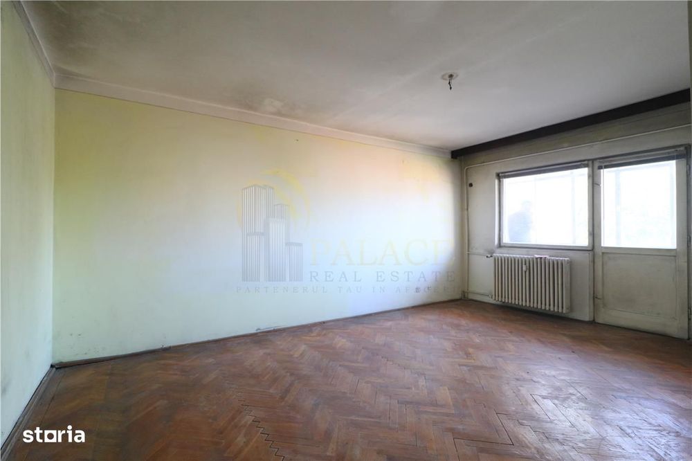 Apartament cu 3 camere, 2 bai, UMF CENTRU, decomandat, bloc din 1980